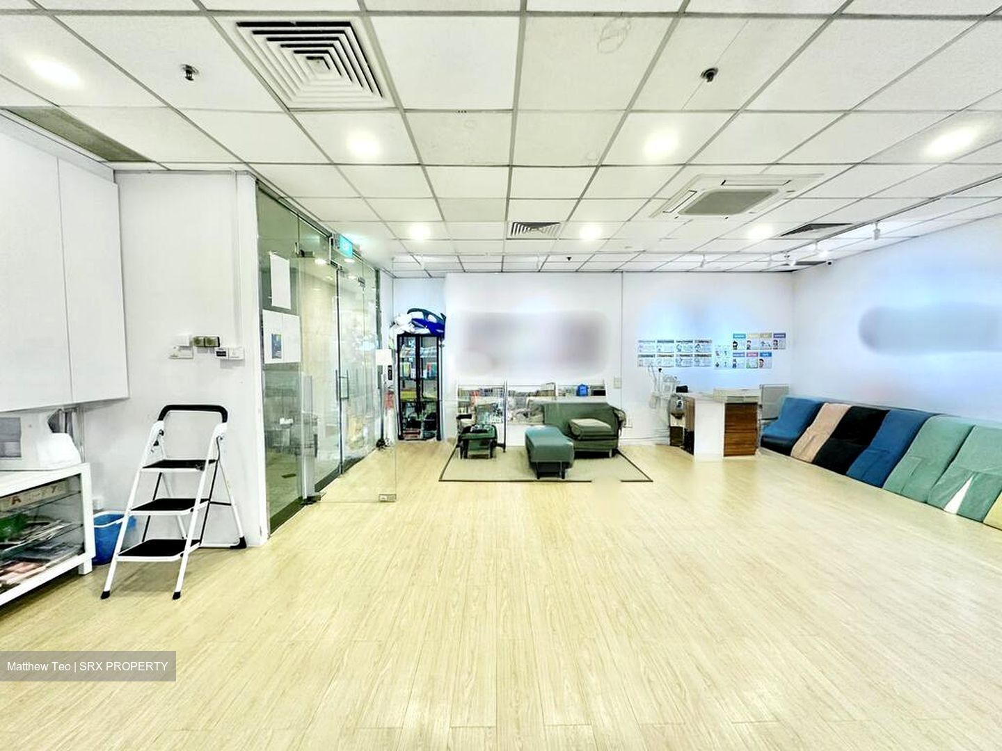 Forum The Shopping Mall (D9), Office #497624491